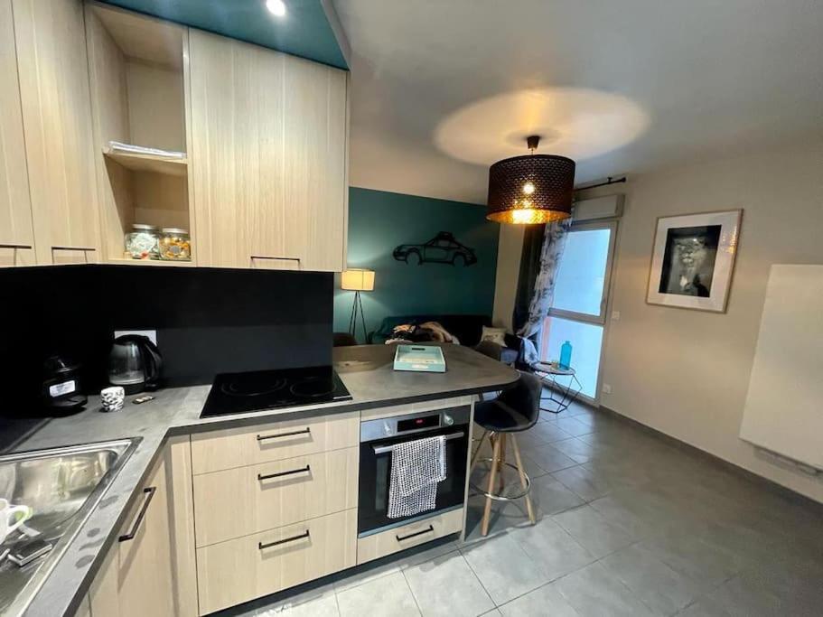 Elegant 45 M2 Lyon 6 + Garage. Idealement Situe ภายนอก รูปภาพ